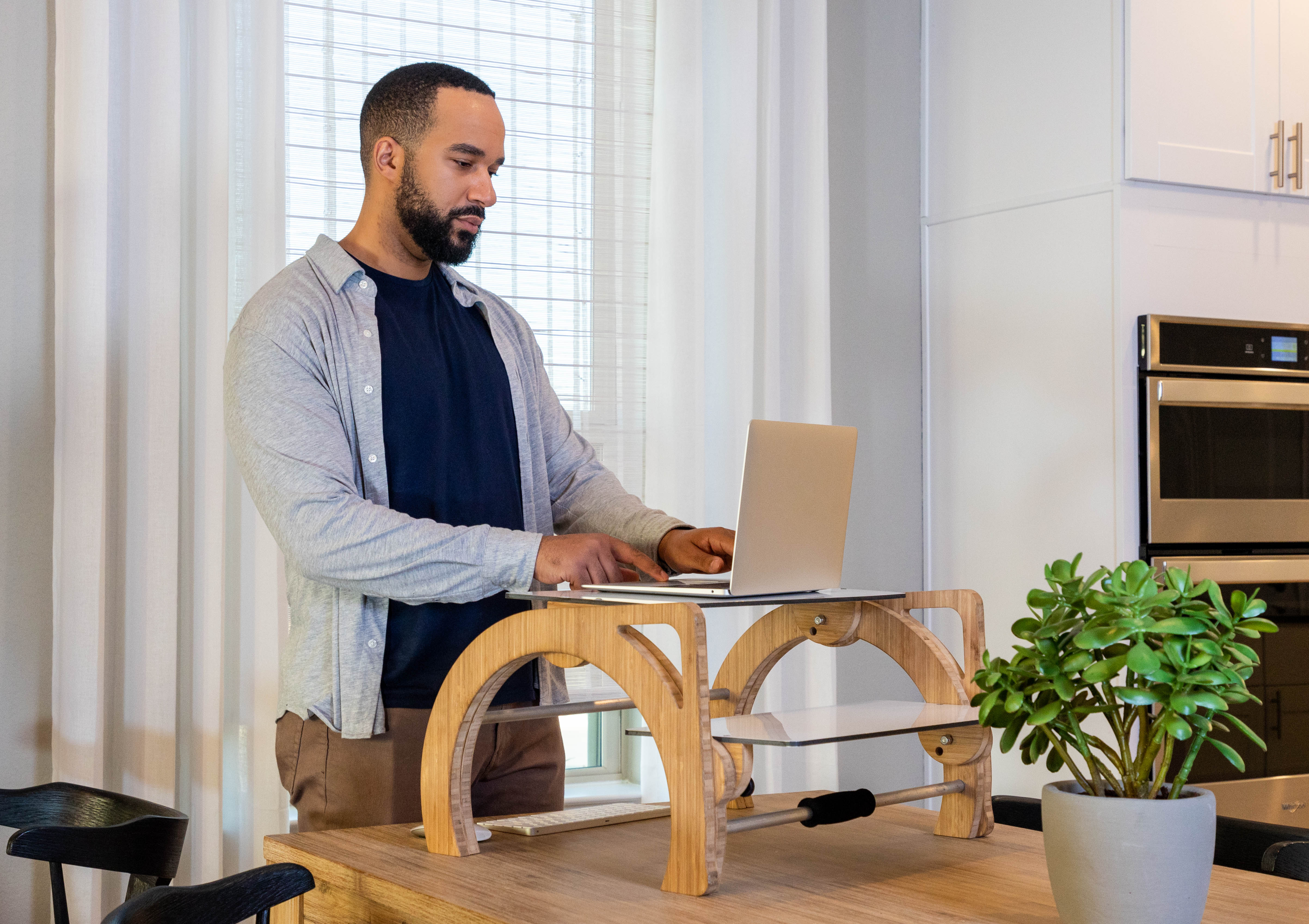 ergonomic standing desk